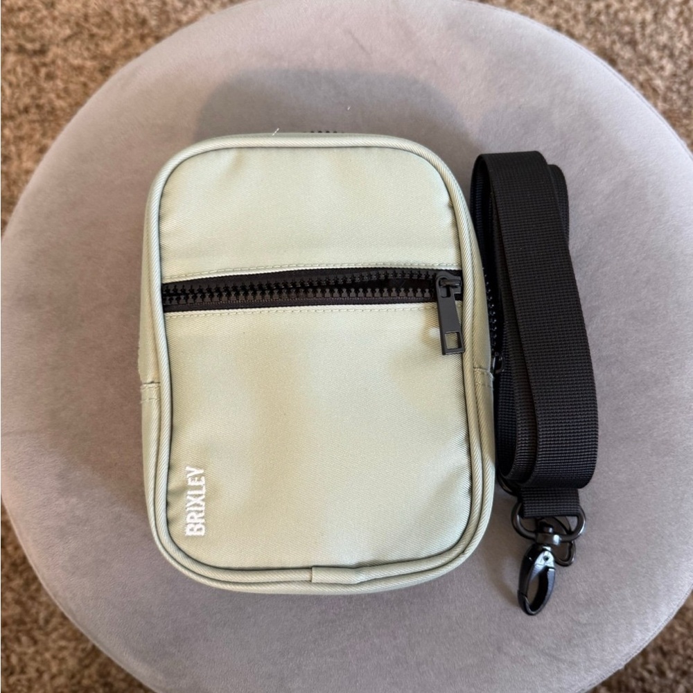 Brixley Crossbody - Sage Green